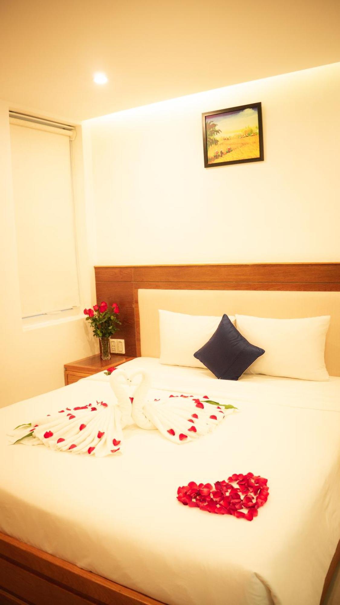 Sea Castle Hotel Da Nang Esterno foto
